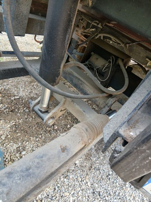 Vand lift autoutilitara greutate de sustinere 750 kg