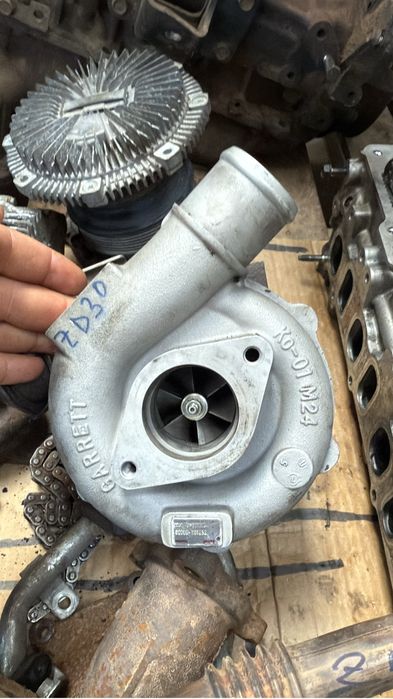 Tutbo nissan 3.0 zd 30