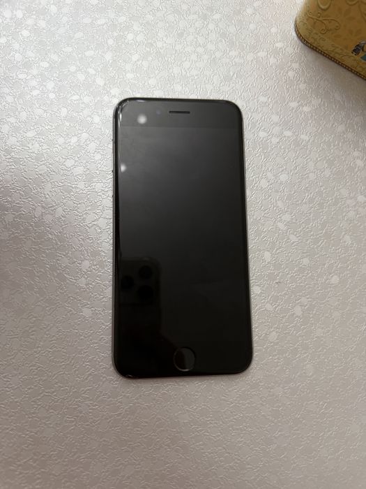 Айфон 6S серго цвета.