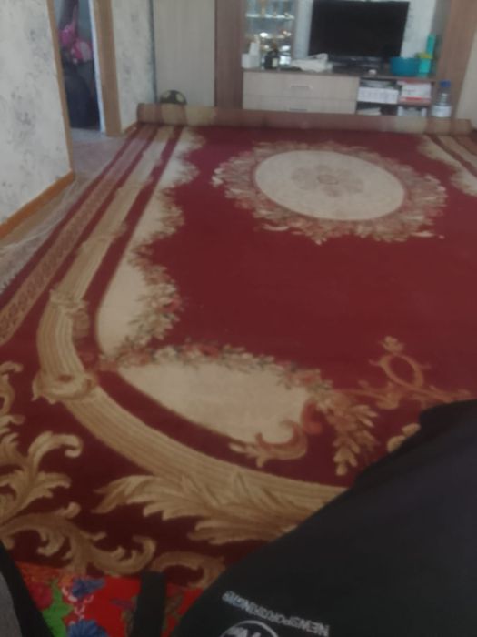 Продам ковёр 5000 тысяч тенге.