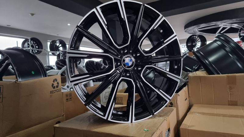 21 цола BMW-7 F01 5x120/5х120