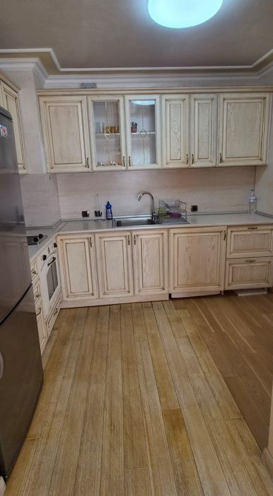 Дава се под наем Двустаен апартамент в Пловдив, Кършияка - 70 кв.м за 450 € - Снимка #1