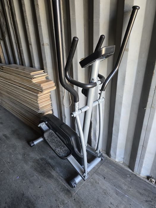 Продаю тренажёр элипс