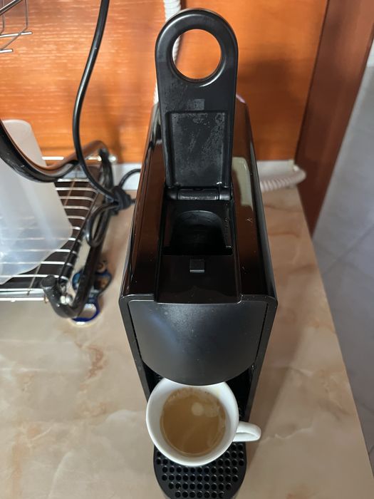 Продавам Nespresso mini