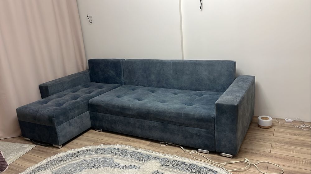 Срочно продам диван угловой, в хорошем состоянии, самовывоз, звоните