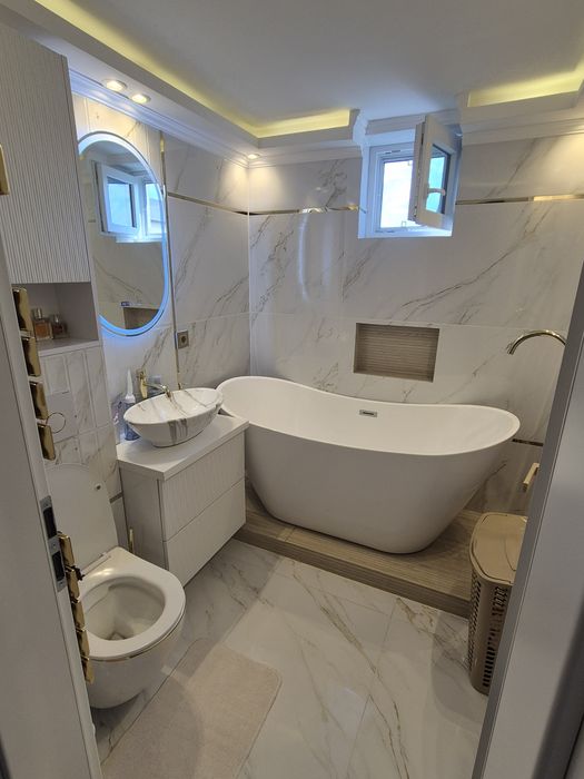 Apartament 4 camere PREMIUM | 110 mp | Complet renovat 2024 | Mobilat & Utilat | Rogerius, Oradea