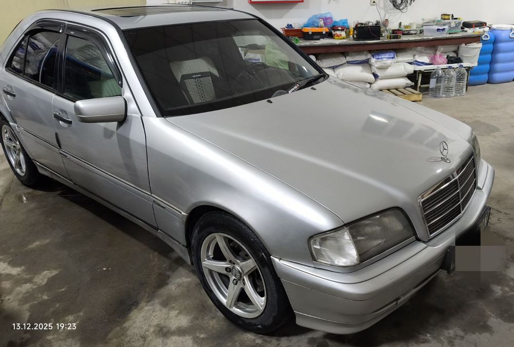 Продаю MBenz W202 C180 (Sport)