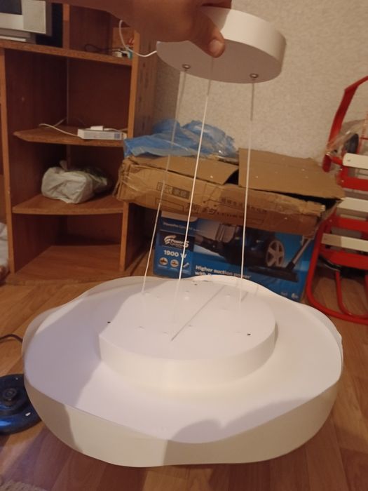 Продам люстру как