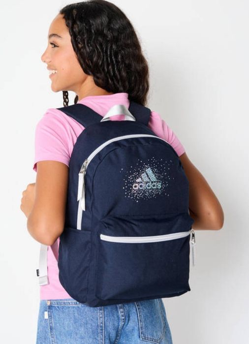 Оригинална раница на Адидас! 19л.