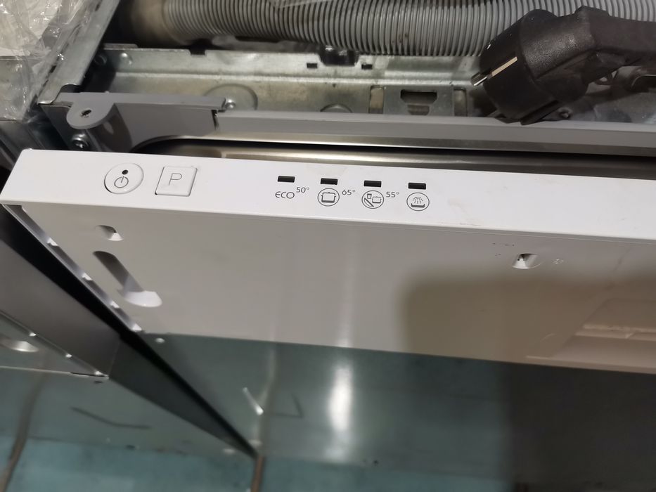 Съдомиялна за пълно вграждане Ignis