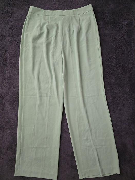 Панталон на Mango