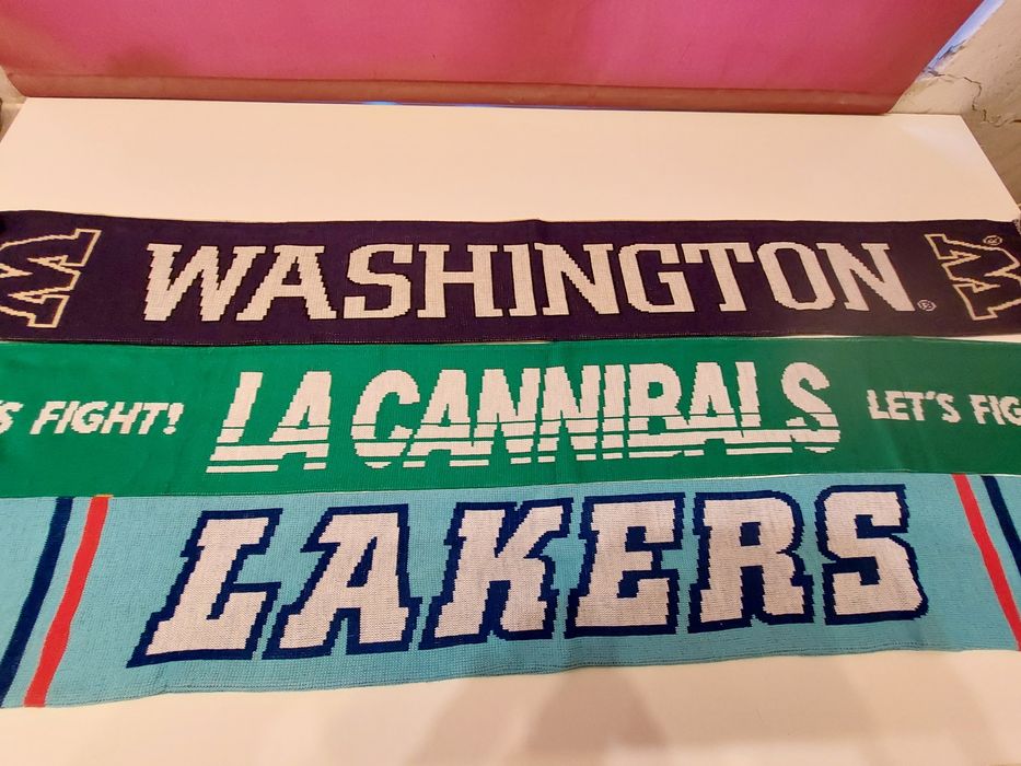 Fulare sporturi hockey, fotbal american. Stare excelentă. Noi.