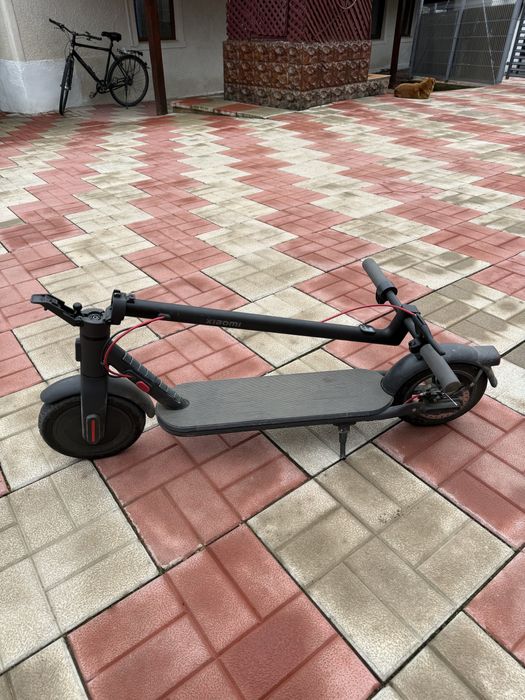 Trotineta Xiaomi Electric Scooter 4 Pro