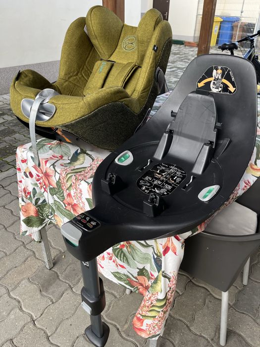 Scaun + baza Isofix Cybex Platinum Sirona Zi i-Size Plus