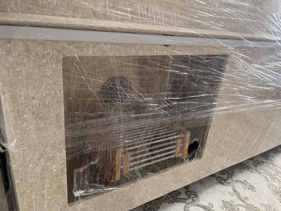 Кухонный гарнитур новый