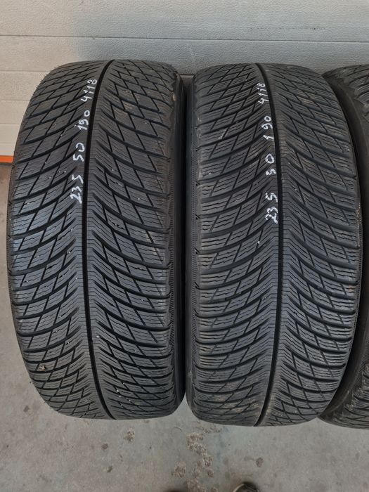 Зимни гуми 4 броя MICHELIN PilotAlpin 5Suv 235 50 R19