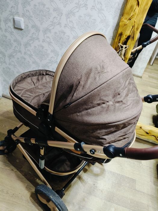 Коляска зима- лето в отличном состоянии