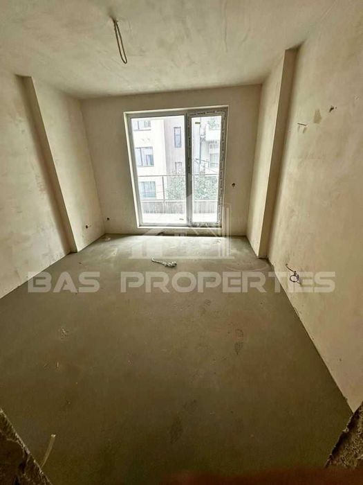 Продава се Тристаен апартамент в София, Надежда 2 - 103 кв.м за 2180 €/кв.м - Снимка #3