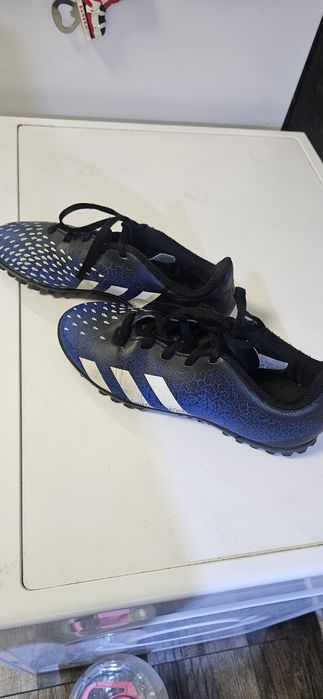 Стоножки Adidas, запазени