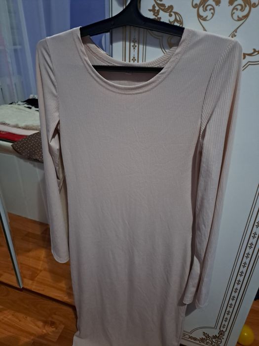 Платье почти новые