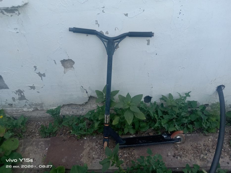 Продается трюковой самокат ,в хорошем состояние