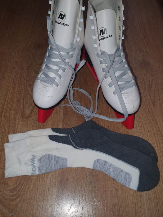 Коньки, 38 размер