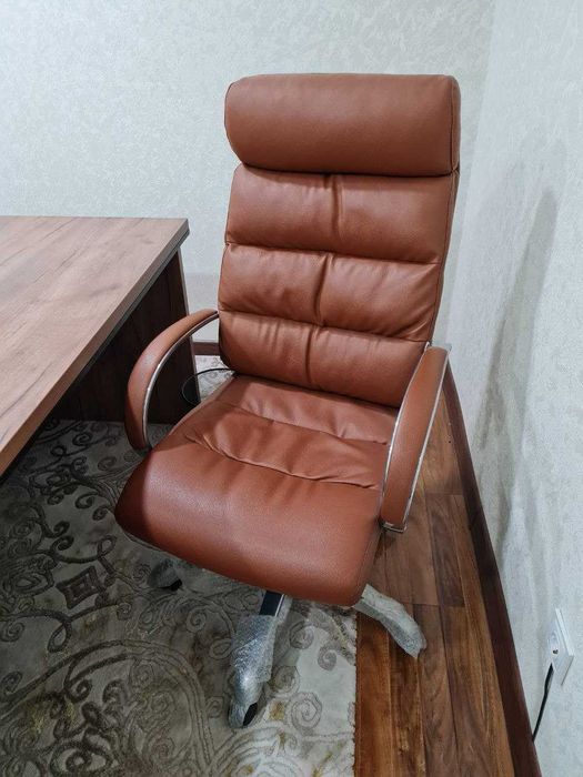 Офисная мебель продается