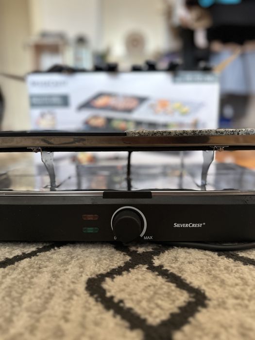 Gratar electric pentru raclette