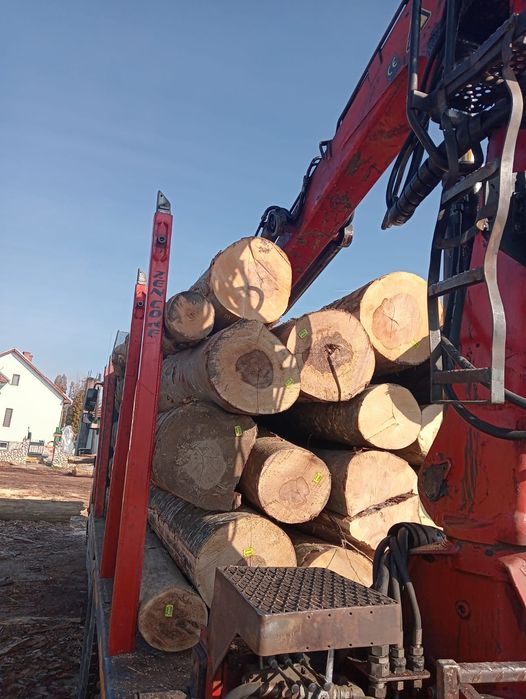 Aduc lemne la comandă