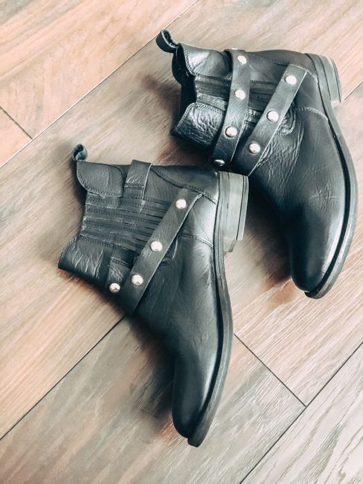 Ghete din piele naturala neagra nr 39