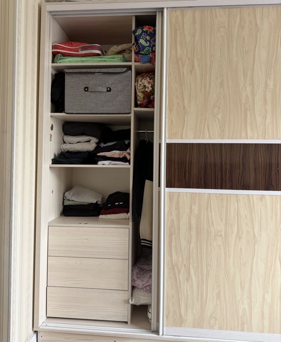 Шкаф купе бу.            .