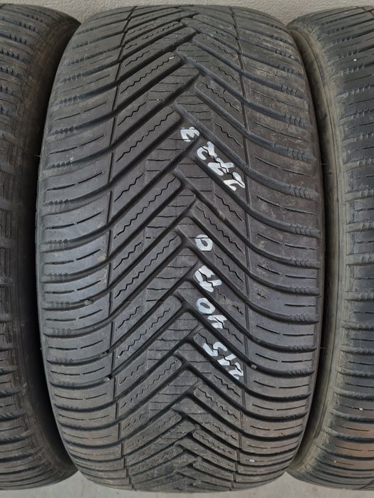 Всесезонни гуми 4 броя HANKOOK Kinergy 4S2 215 40 R17 дот 2723