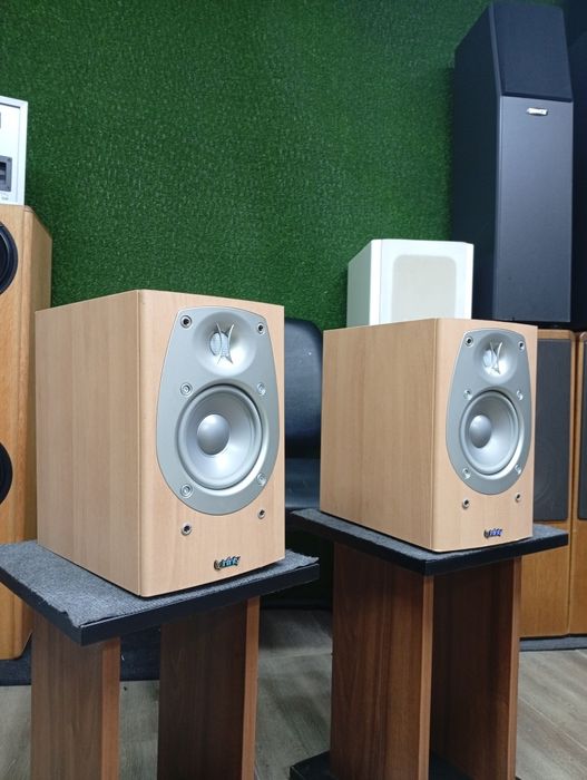 Тонколони Infinity Beta 10