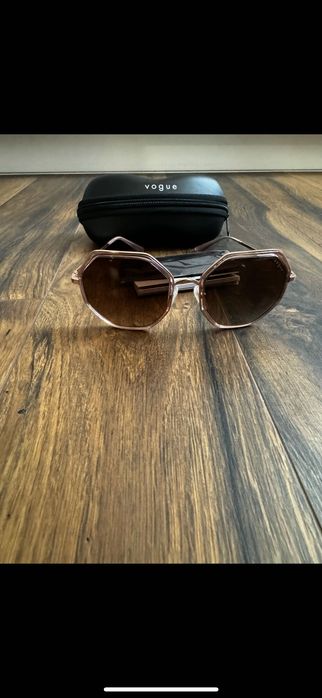 Нови слънчеви  очила Vogue