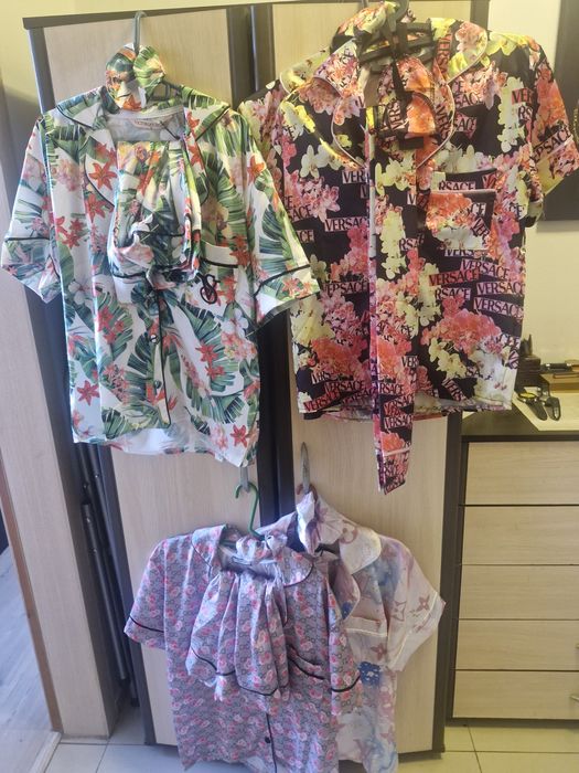 Продават се пижами Victoria's Secret