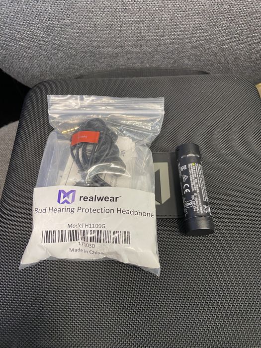 MDM vinde: Kit RealWear HMT-1, tableta/computer portabil