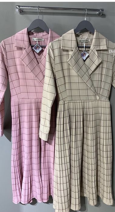 Продам новые платья