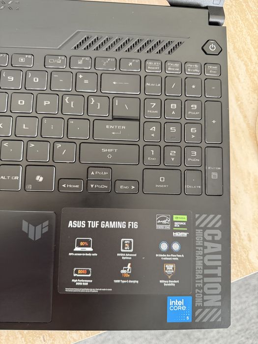Laptop Gaming Asus F16 RTX4050/16 GB RAM/I5/DDR5/144 Hz
