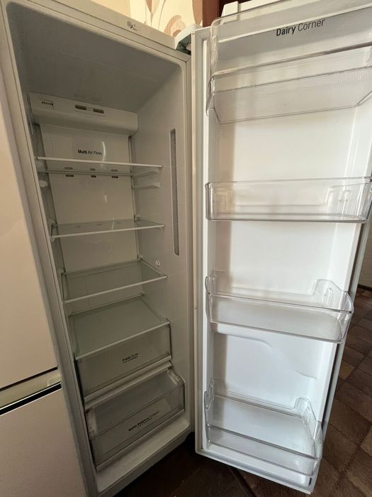 Продам холодильник