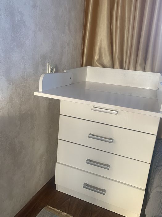 Продам детский комод+пеленальный столик.