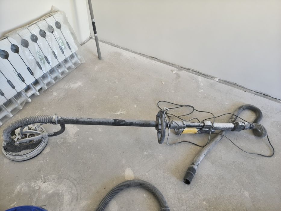 Продавам жираф за стени и тавани