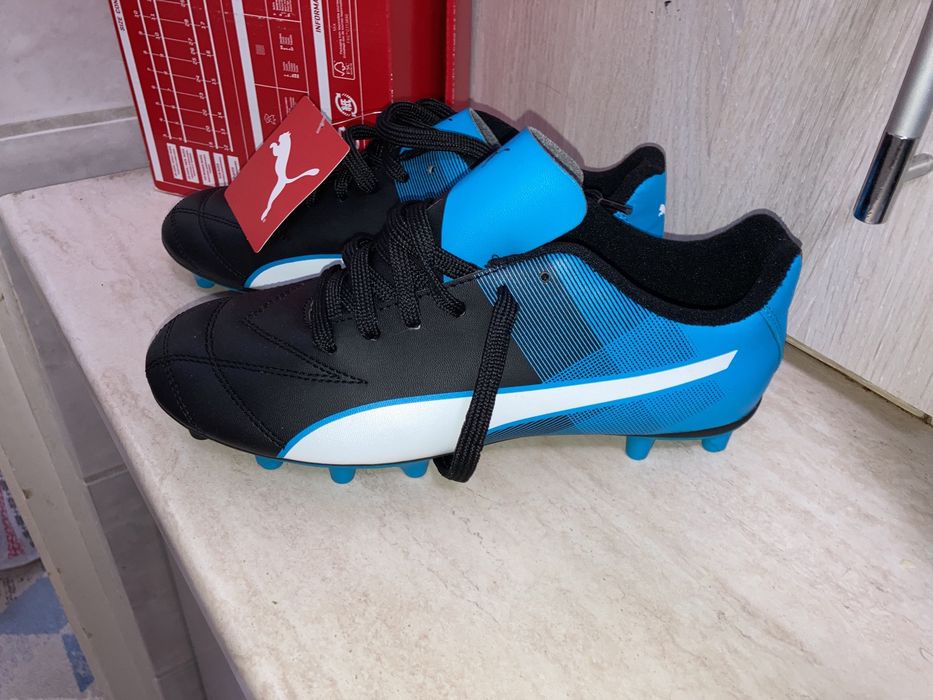 Ghete Fotbal Puma Nou