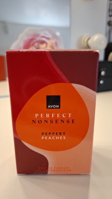 Apa de parfum Perfect Nonsense Peppery Peaches