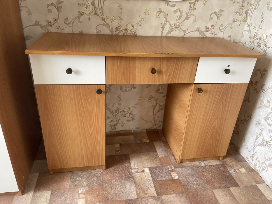 Комод для вещей.