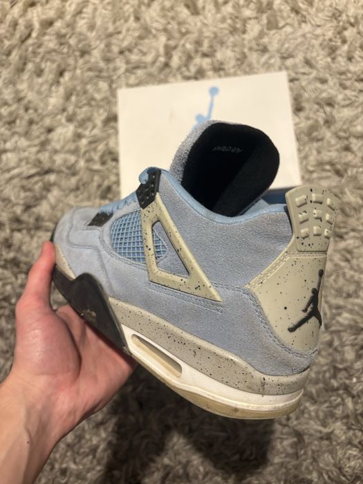 Jordan 4 university blue