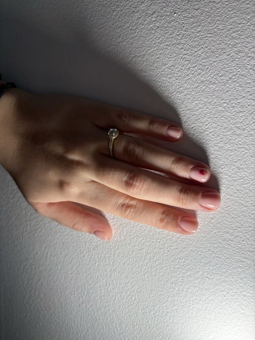 Unghii cu gel, oja semi, constructie