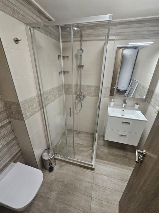 Дава се под наем Тристаен апартамент в София, Кръстова вада - 145 кв.м за 1500 € - Снимка #15