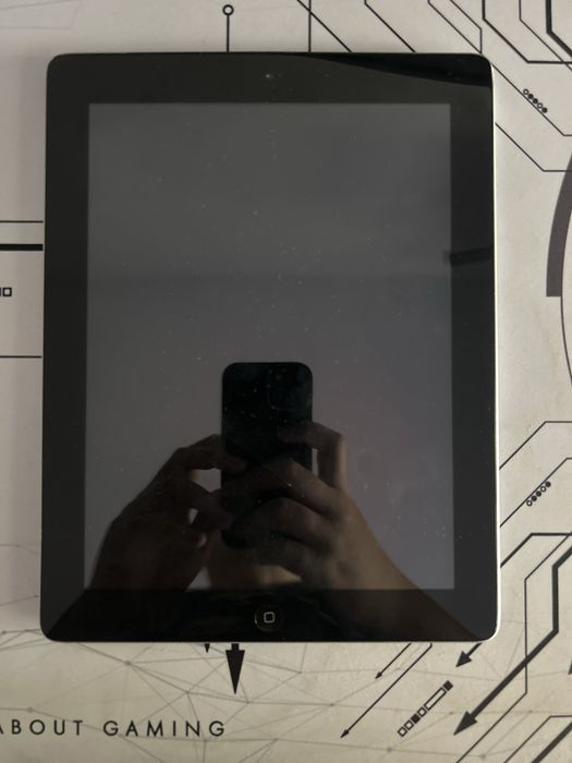 Ipad vechi merge foarte bine 32gb