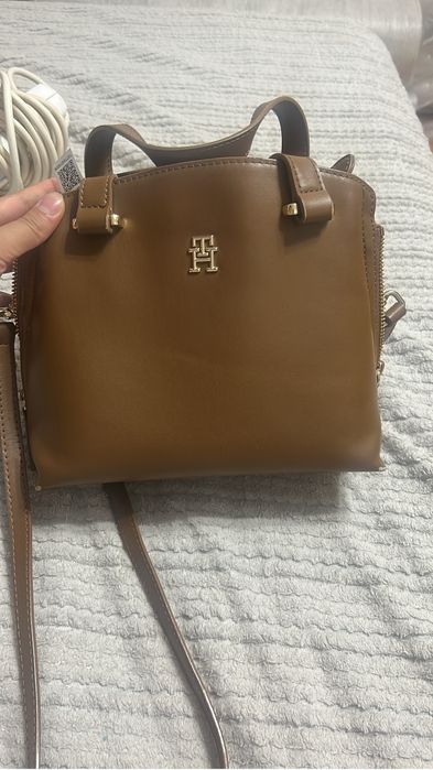 Сумка TommyHilfiger