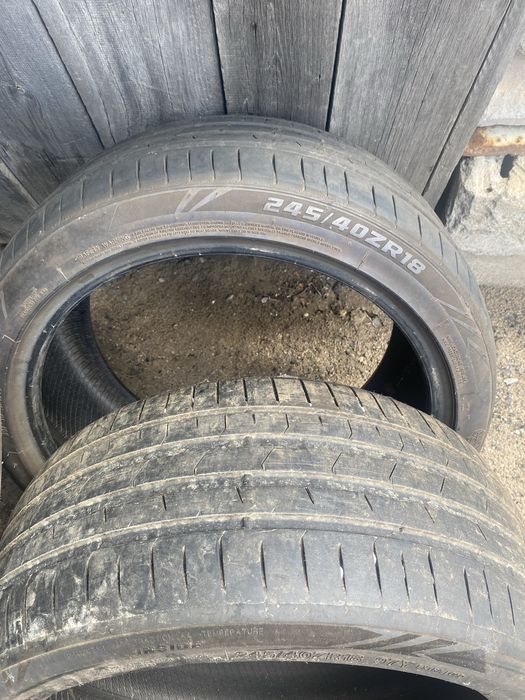Продам резину 245/40/18